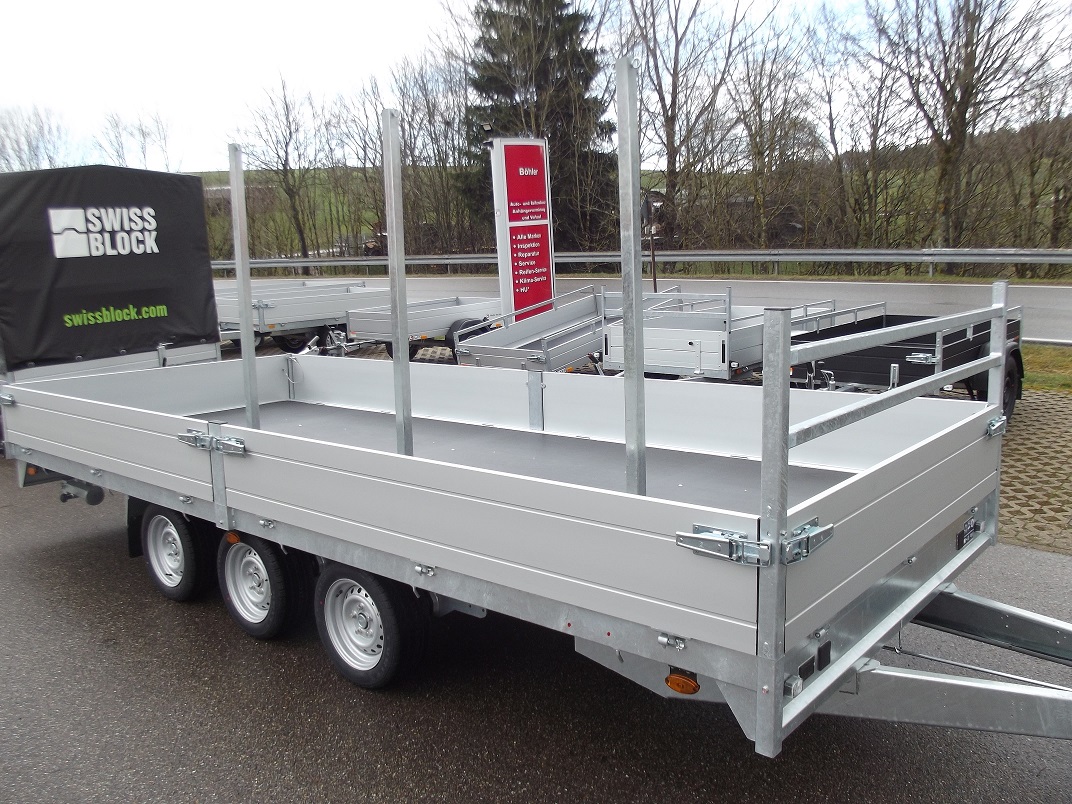 Saris PL 504 204 3500 3 HD mit 3  Rungen Anhnger Bhler Segeten (1)