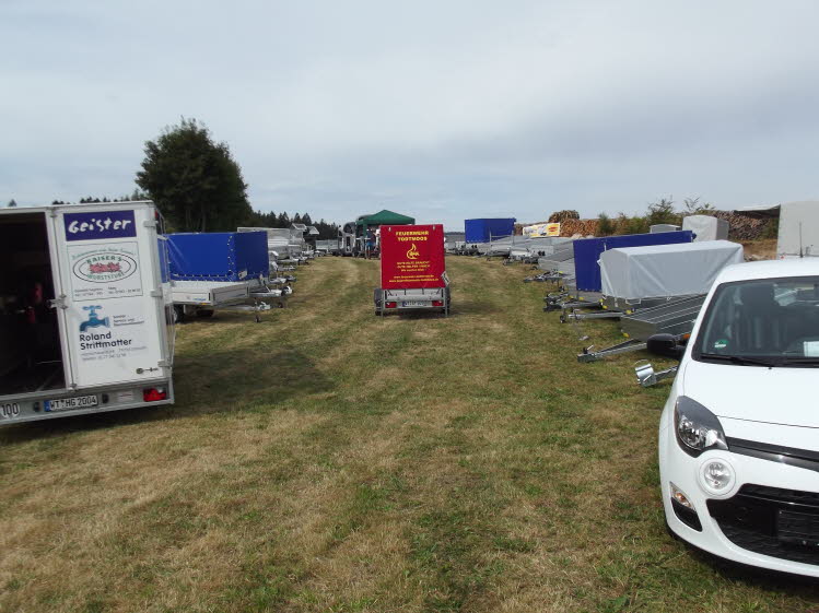 Auto und Reifendienst Bhler Herbstfest Anhnger Geschirr und Splmobilverleih 001 (13)